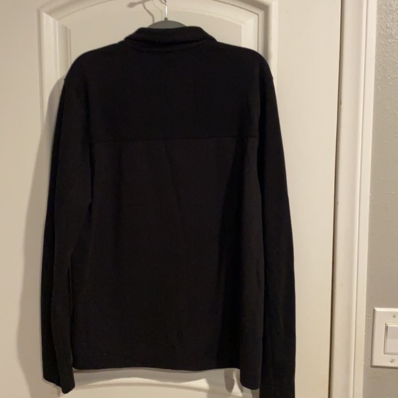 Perry Ellis long  sleeve collared shirt
Please view pictures - Picture 7 of 8
